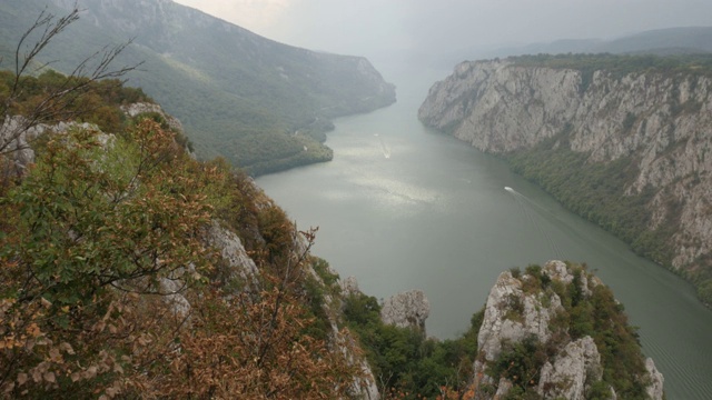 多瑙河峡谷是Djerdap 4K的自然美景视频素材