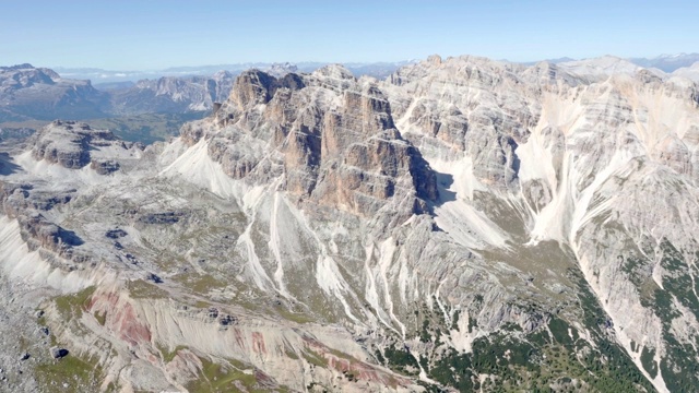 欧洲意大利Tofane组白云石区的高山景观视频下载