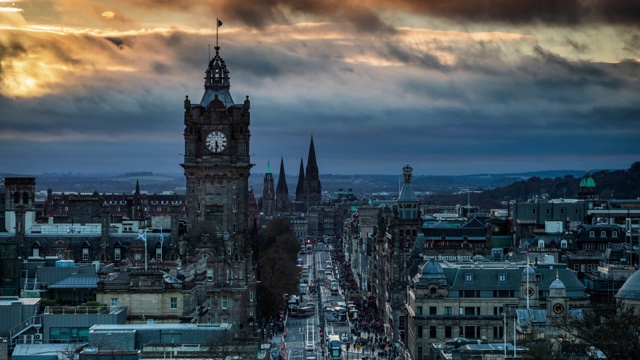 爱丁堡城市景观在苏格兰，英国-时间流逝视频素材