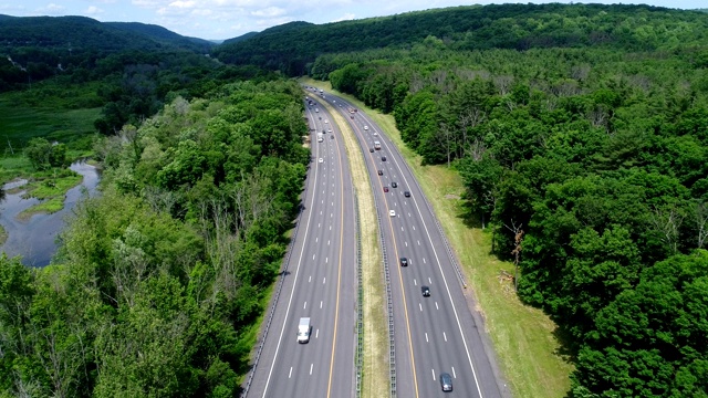 纽约州高速公路向北低空飞行视频下载
