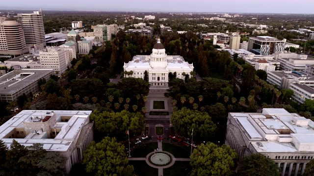 萨克拉门托州议会大厦鸟瞰图视频下载