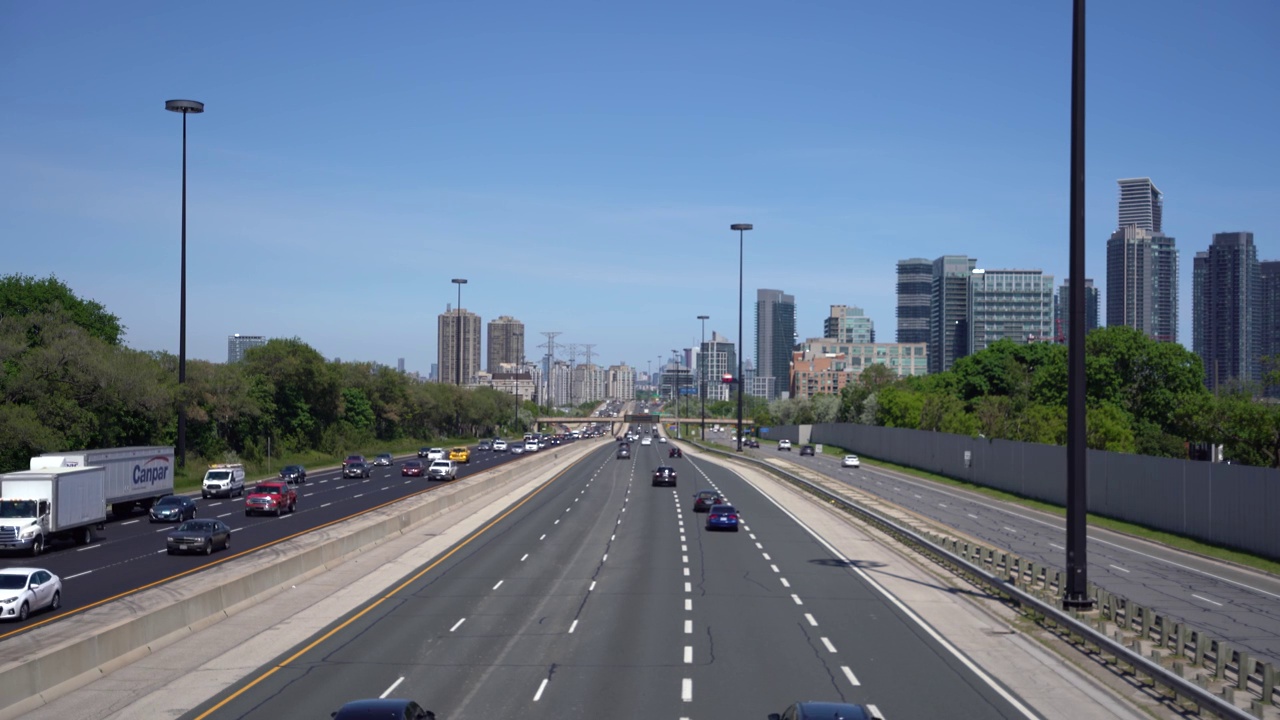 夏天的多伦多高速公路视频下载