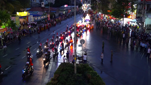 中国非物质文化遗产、社会习俗和信仰宣布仪式(Tết Nguyên Tiêu)来自越南的中国人新年- 2020年7月5日-鸟瞰图。视频素材