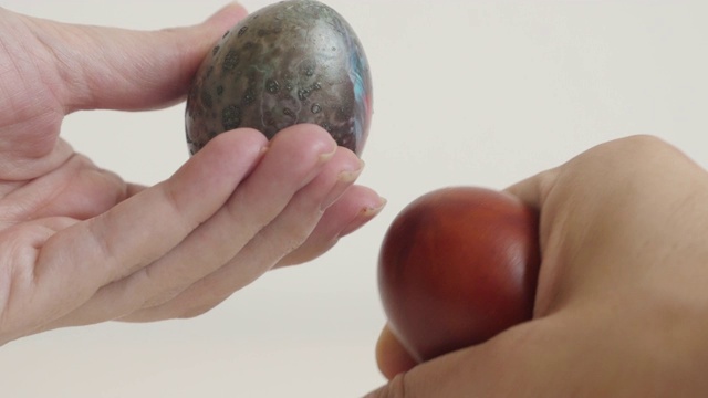 传统的复活节彩蛋，拍摄4K特写镜头视频下载