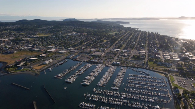 华盛顿州普吉特湾风景优美的小镇视频素材