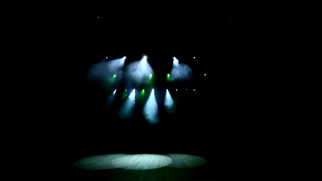 自由舞台，绿光，照明设备，烟雾。视频素材