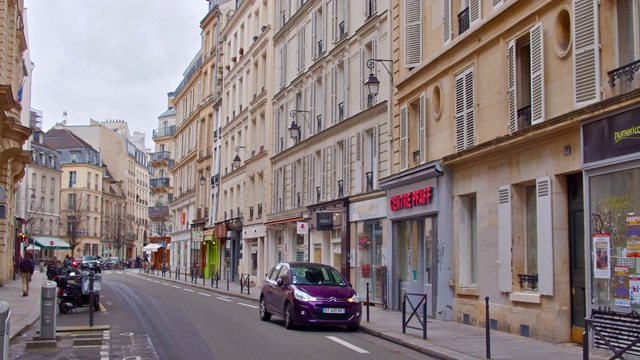 巴黎的老式街道。住宅小区。视频素材