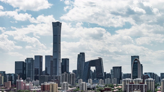 T/L ZI鸟瞰图北京天际线和市中心/北京，中国视频下载