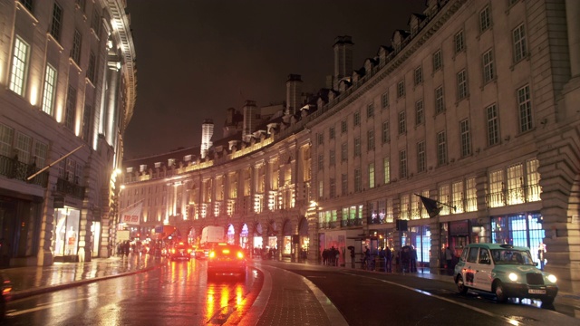 伦敦摄政街雨夜视频素材