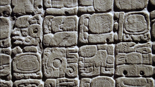 玛雅符号的特写视频素材
