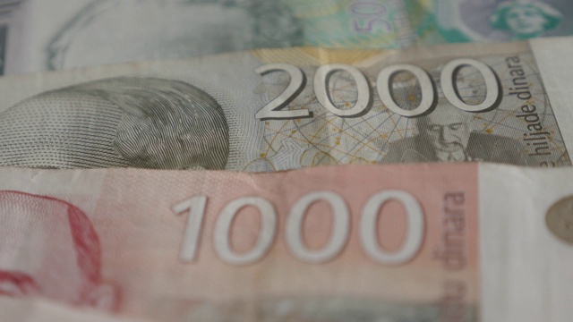 塞尔维亚钞票连续4K特写视频素材