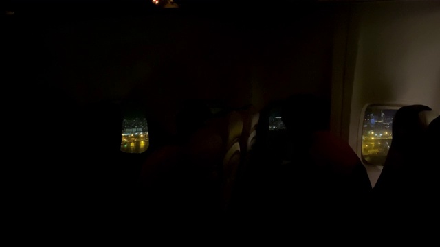 从飞机上看到的夜景视频素材