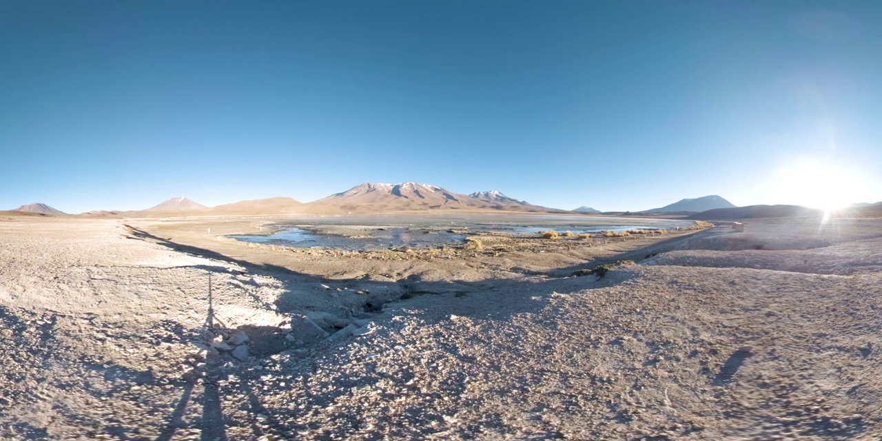 山和海迪翁达湖(恶臭的泻湖)视频素材
