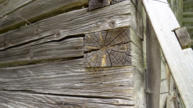 木材的边缘作为房子的墙视频素材