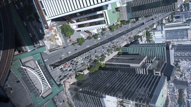 用于移动设备的垂直框架。时间流逝鸟瞰图曼谷市区天际线泰国视频下载