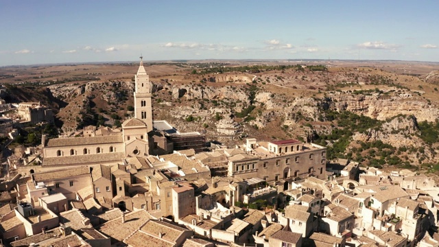 马泰拉古城(Sassi di Matera)鸟瞰图视频素材