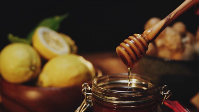 蜂蜜，柠檬和姜视频素材