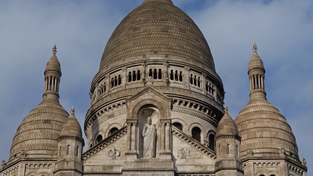 圣心大教堂，蒙特马特山，巴黎，法国视频下载