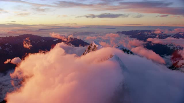 新西兰山顶的空中日出视频素材