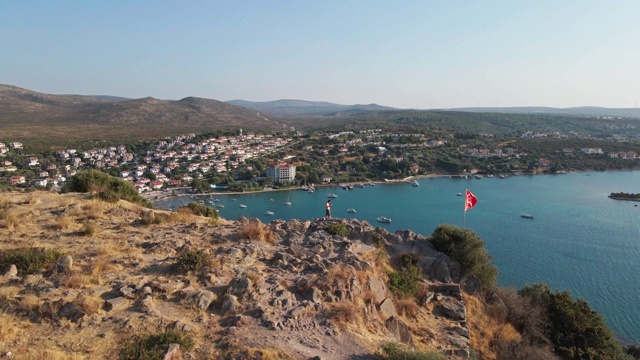 从Erythrai古城到爱琴海和Ildiri村视频素材