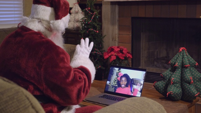 圣诞老人在视频电话会议上视频下载