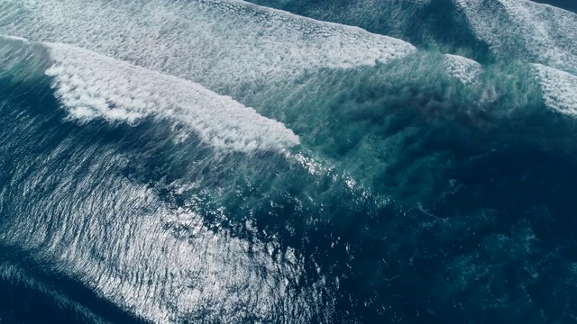 海浪/蓬圣胡安，秘鲁，南美洲视频素材