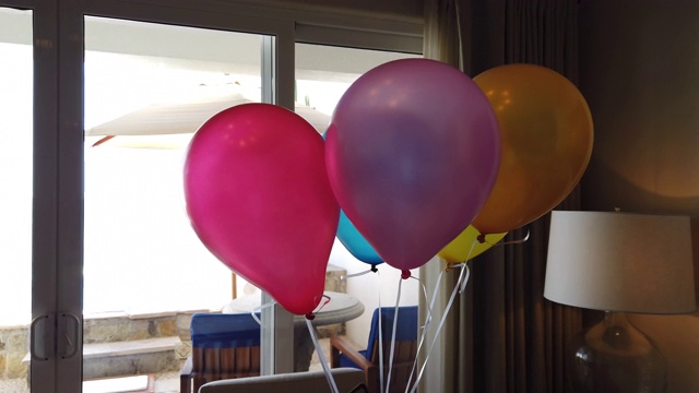 丰富多彩的生日气球视频下载