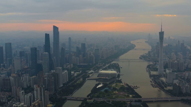 中国广州日出时的鸟瞰图。视频素材