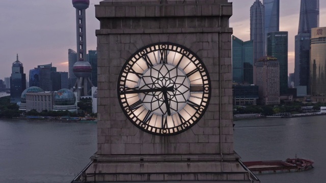 日出时分的上海天际线视频素材