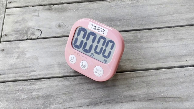 粉红色的计时器。3秒。视频下载