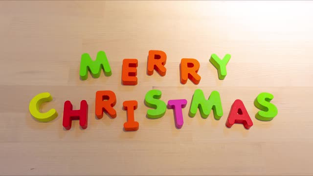 圣诞快乐文字定格动画，跳跃文字为节日概念视频素材