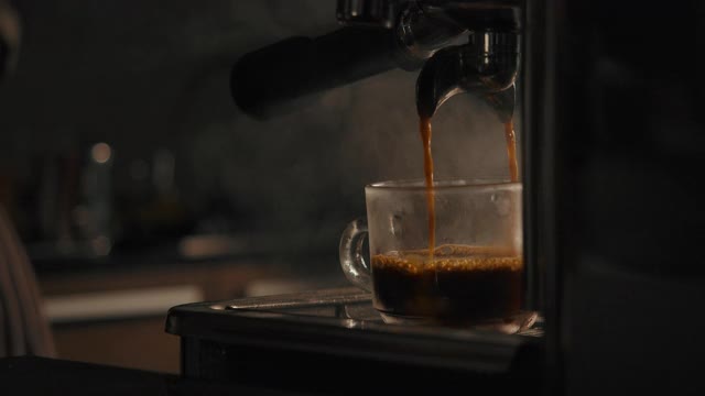 浓缩咖啡喷出视频素材