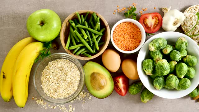 水果和蔬菜——健康食品的选择视频下载