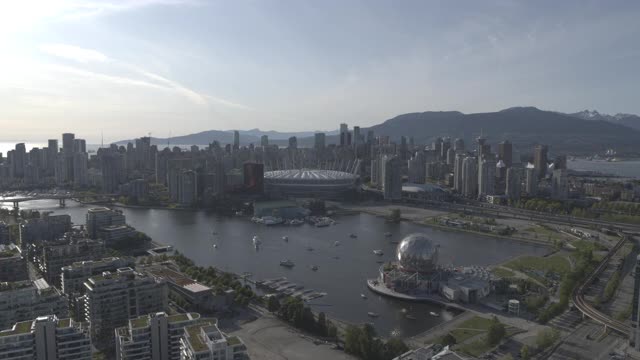 无人机飞离温哥华市中心| 4K视频下载