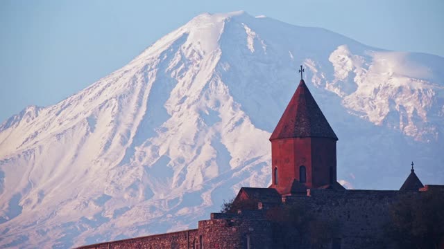 亚拉腊山和Khor Virap修道院视频下载