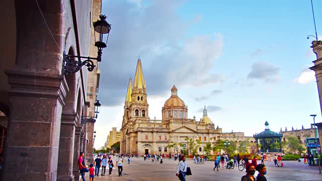 瓜达拉哈拉。教堂。历史中心视频下载
