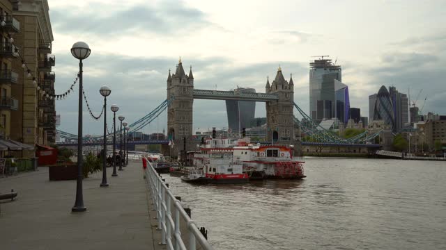 塔桥与伦敦河畔地区，实时视频下载