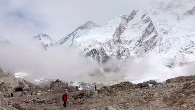 尼泊尔喜马拉雅山珠峰基地营地。视频素材