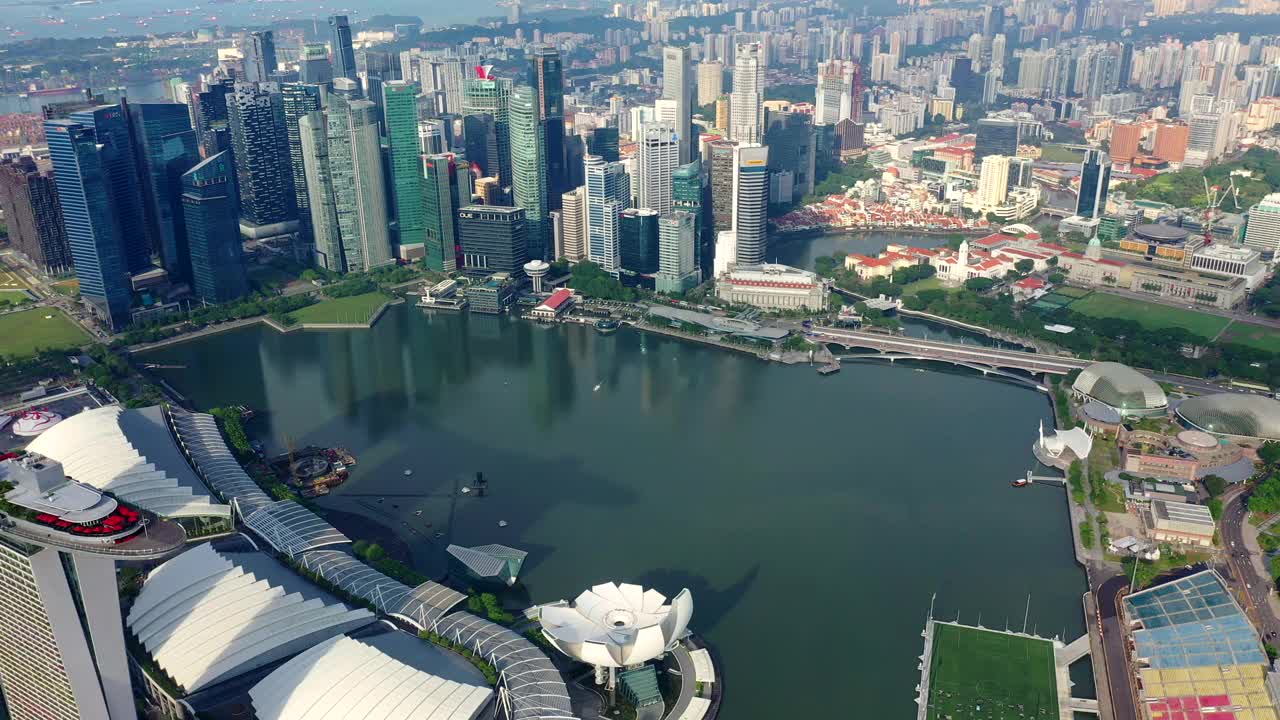 新加坡城市金融中心商务区大厦白天鸟瞰图视频下载