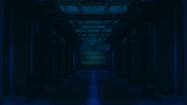 服务器室黑暗的未来主义走廊视频素材