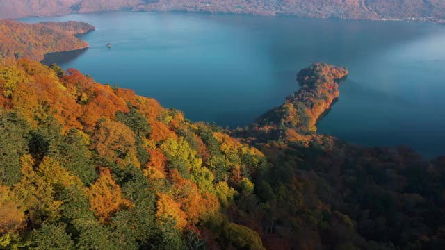 中禅寺湖和南台山视频素材