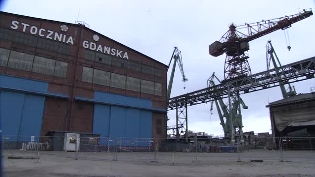 格但斯克船厂的起重机视频下载