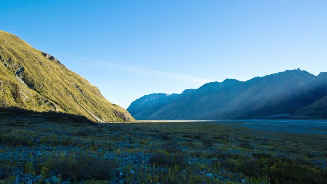 特卡波湖周围的山/新西兰视频下载