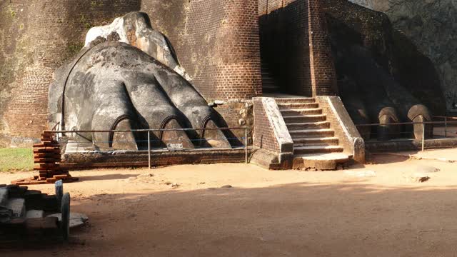 斯里兰卡的Sigiriya狮子山堡垒视频素材