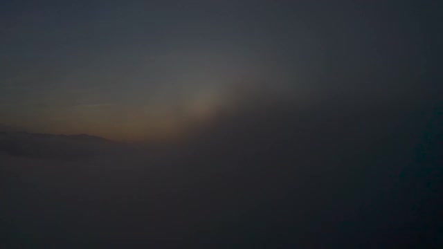 一架无人机飞过堪察加半岛上空视频素材
