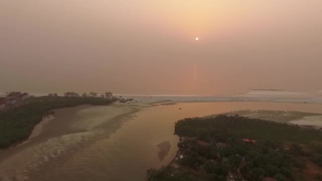 日落时分加纳海岸AV视频下载