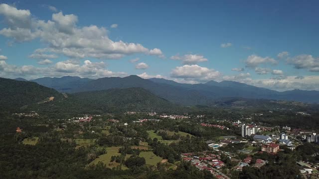 无人机视角的吉隆坡乡景视频素材