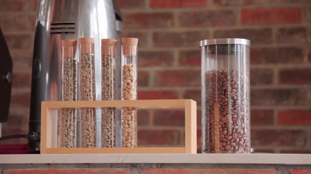 用玻璃管装咖啡豆视频下载