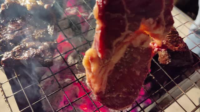 泰国街头食物烧烤牛肉视频下载