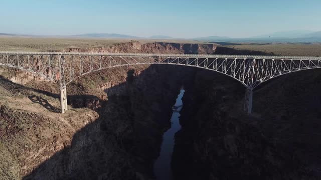 从空中俯瞰大峡谷大桥视频下载
